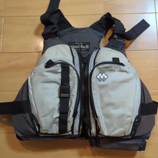抱き合わせ商談中モンベル　ライフジャケット　S/M　中古