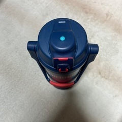 受け渡し決定済　水筒　2.5L