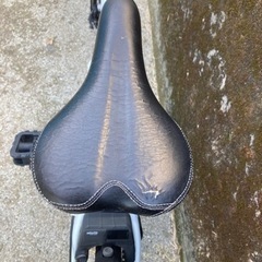 自転車 折りたたみ自転車の画像