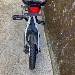 自転車 折りたたみ自転車の画像