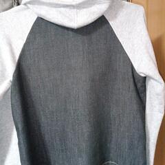 bellus closet パーカーの画像