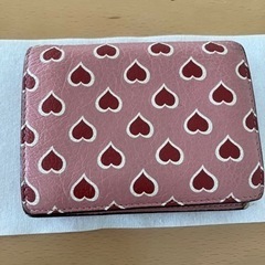 miumiu  財布の画像