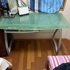 パソコンデスク