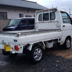 平成14年　ハイゼットトラック　4WD
A/C 社外ナビ付き　本年度自動車税込み　商談中の画像