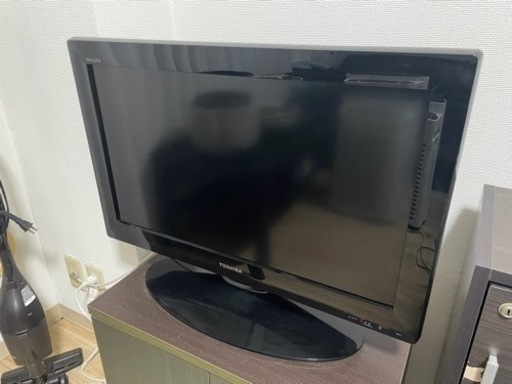 液晶テレビ、ブルーレイレコーダー、テレビ台