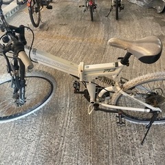 自転車 21段変速 クロスバイク