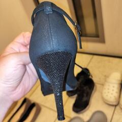 ストラップヒールパンプス　ネイビー　ラメ　24.5cm　ヒール8センチの画像