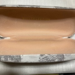 WILL SELECTION  マリーちゃんのメガネケースの画像