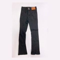【美品】フロントスリット　ブラックデニムパンツ　フレアパンツ