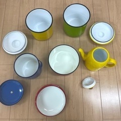 カラフル　鍋　ポット　セットの画像