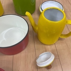 カラフル　鍋　ポット　セットの画像