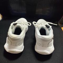 バスケットシューズ23cmの画像