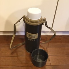 【未使用】カンサイ 山本寛斎 アウトドアシリーズ まほうびん0.75L(携帯用) 水筒　レトロの画像