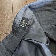 男性用スーツの画像