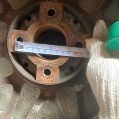 車のパーツ タイヤ、ホイールの画像