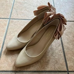 green label relaxing かかとリボンハイヒール...