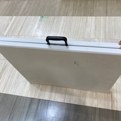 折りたたみ作業テーブル