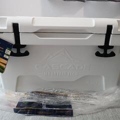 カスケードマウンテンテッククーラーボックス45Q（42.5㍑）