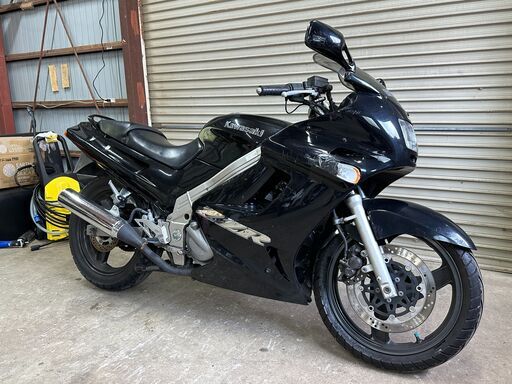 値下げ！⭕️ZZR250⭕️書類あり/エンジン始動/ETC付/レストアベース