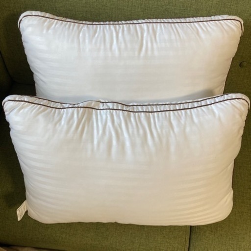 新品　ホテルライク枕２点