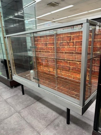 商談中C-3☆引き取り限定☆ショーケース (マンガ倉庫本城店) 二島の