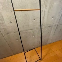 物干し　ハンガーラック