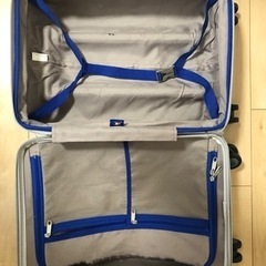 機内持込　champion チャンピオン　拡張型ファスナー　スーツケース　キャリーケースの画像