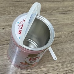 和光堂　はいはい 缶ミルク 空き缶　スプーン付きの画像