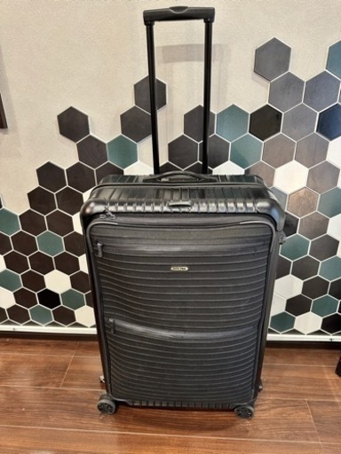 RIMOWAリモワ　ボレロ　スーツケース大型