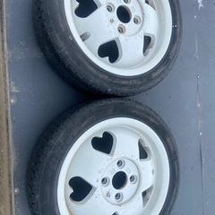 車のパーツ タイヤ、ホイール