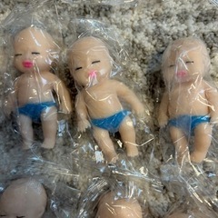 アグリーベイビーズ　56体セット　ミニ　スクイーズの画像