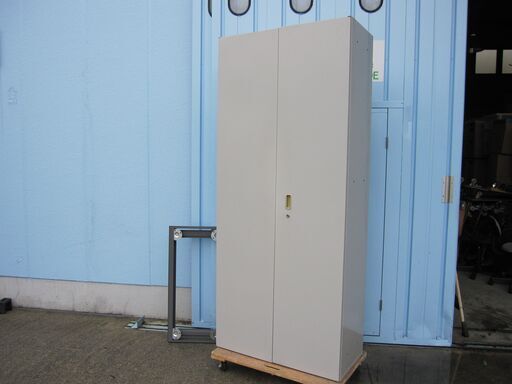 両開き書庫　ニューグレー　ウチダ製SU2　鍵無し