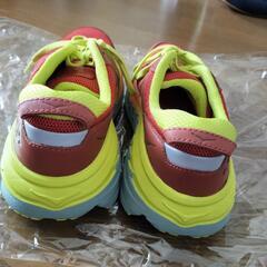 HOKA ONE ONE ボンダイの画像