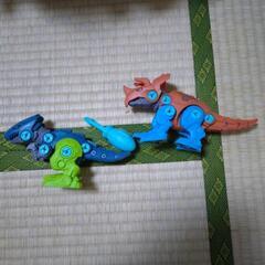 条件付きで０円❗恐竜　組み立て