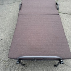 折りたたみベッド(シングル)の画像