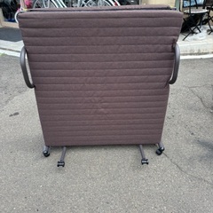 折りたたみベッド(シングル)の画像