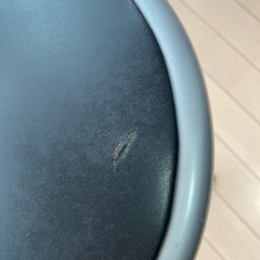 折りたたみイスの画像