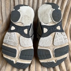 靴/バッグ 靴 スニーカーの画像