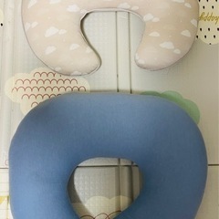 【中古】dacco授乳クッション　大きめ　おまけつき　の画像