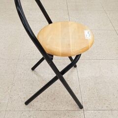 ★ジモティ割あり★  折り畳みチェア ナチュラル H×D×W クリーニング済み TJ6099の画像
