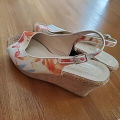 美品♥️コルク厚底サンダル　Mの画像