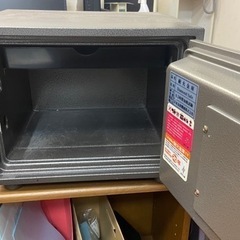 耐火金庫　盗難防止 の画像