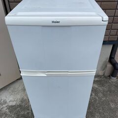 
Haier ハイアール 冷凍冷蔵庫 98L 2ドア JR-N100A 2007年製 動作確認済み 0506-1の画像