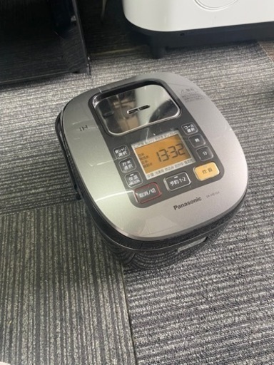 配送可能　保証付き　パナソニック 5.5合 炊飯器 IH式 ホワイト SR-HB104