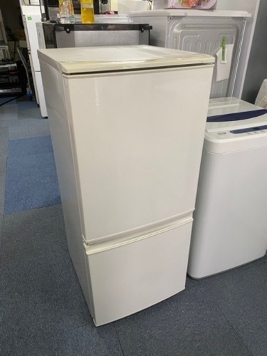 北九州市内配送無料　保証付き　シャープ SHARP 冷蔵庫(137L・つけかえどっちもドア) 2ドア ホワイト系 SJ-D14B-W