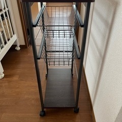 お渡し決まりました！！隙間キッチン収納ラック　※6月中旬お渡し　値段交渉受け付けます♪　の画像