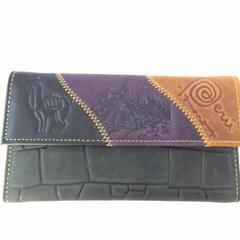 ★（お値引きしました）ペルーの長財布の画像