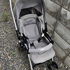 ベビーカー combi
