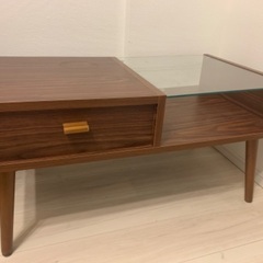 【1000円　お譲り先決まりました！】ローテーブル　ガラス　収納付き