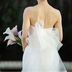 ウェディングドレスの画像